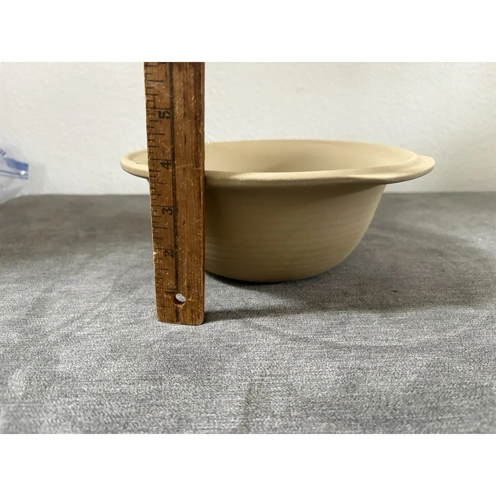Vintage Pampered Chef Family Heritage Stoneware Small Bread 9